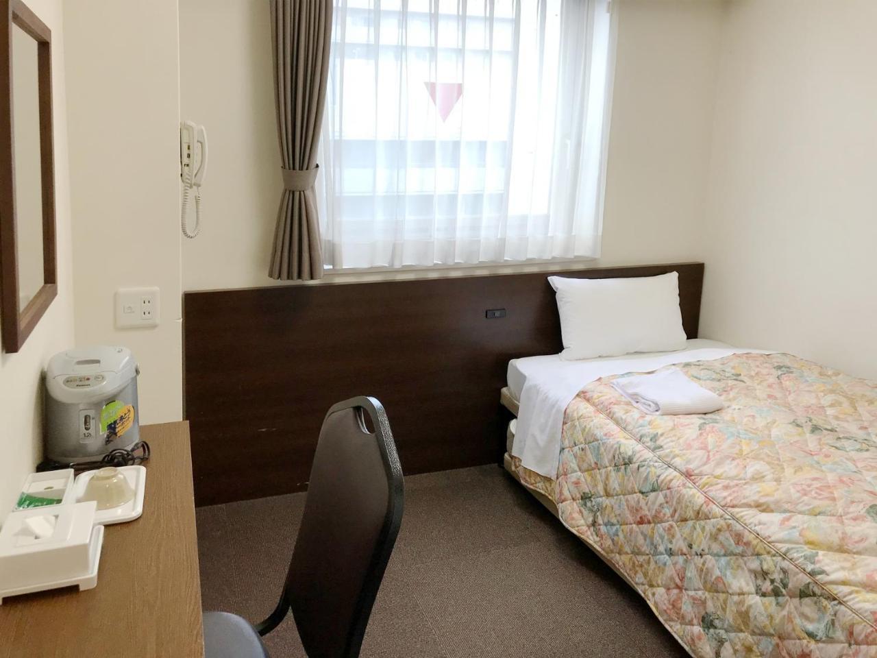 Osaka Academia Hotel Екстериор снимка