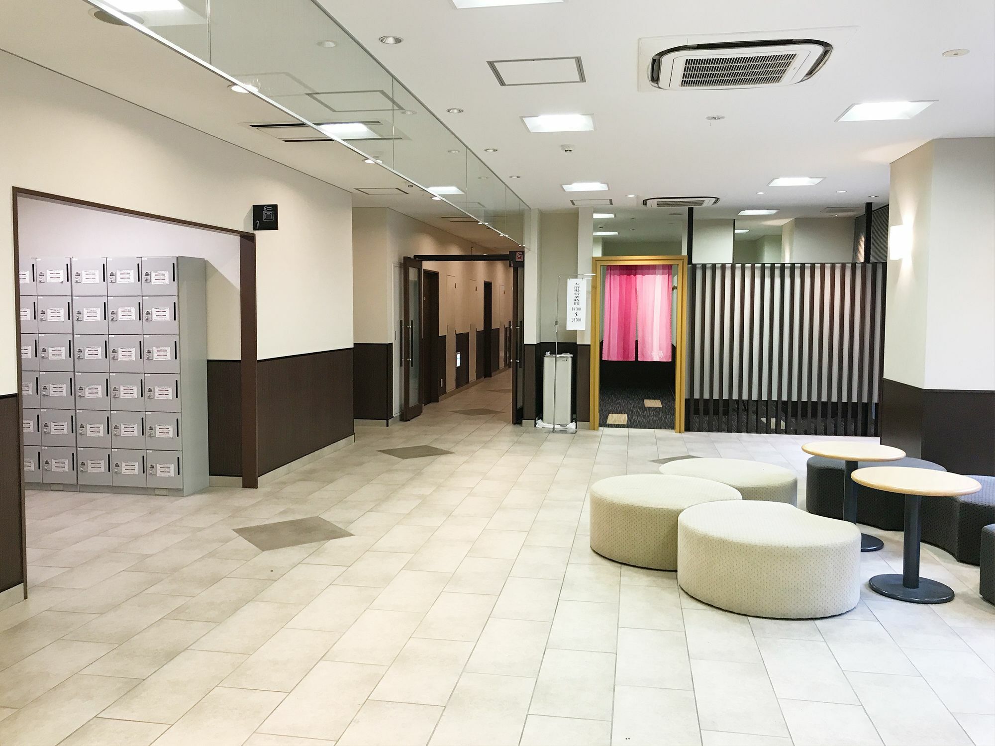 Osaka Academia Hotel Екстериор снимка